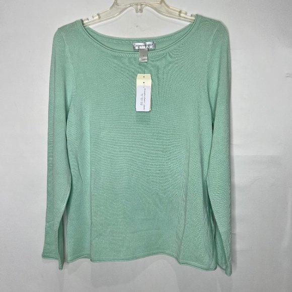 cute christopher and banks blouse. brown with a blue